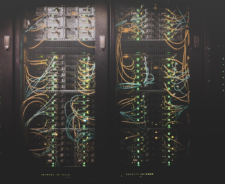 Internet y TV · ISP y Redes